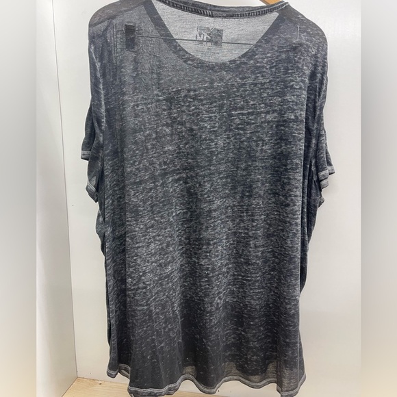 MTV Black and Leopard Print Short Sleeve Tee - Picture 2 of 3